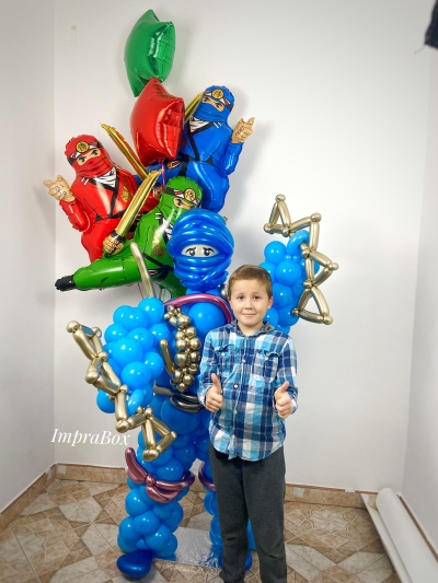 Figura balonowa w stylu Ninjago